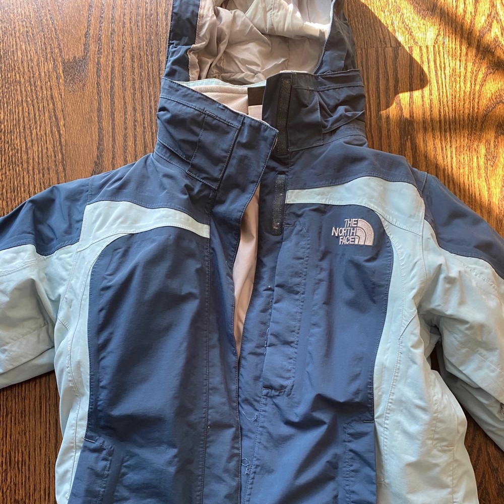 Women’s north face winter jacket